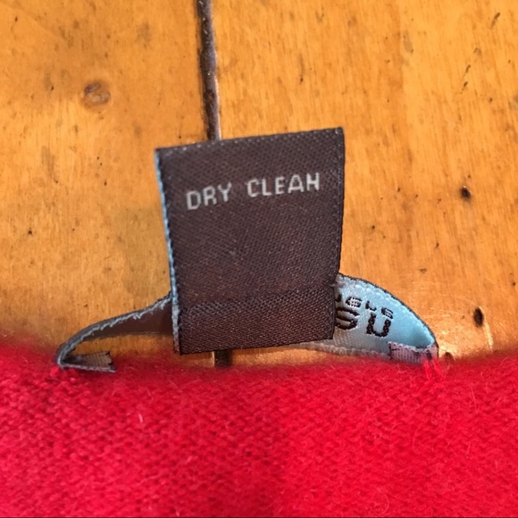 Griffen Cashmere V-Neck - Picture 4 of 7